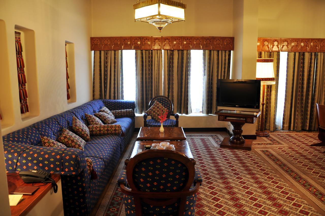 Quetta Serena Hotel Exterior foto