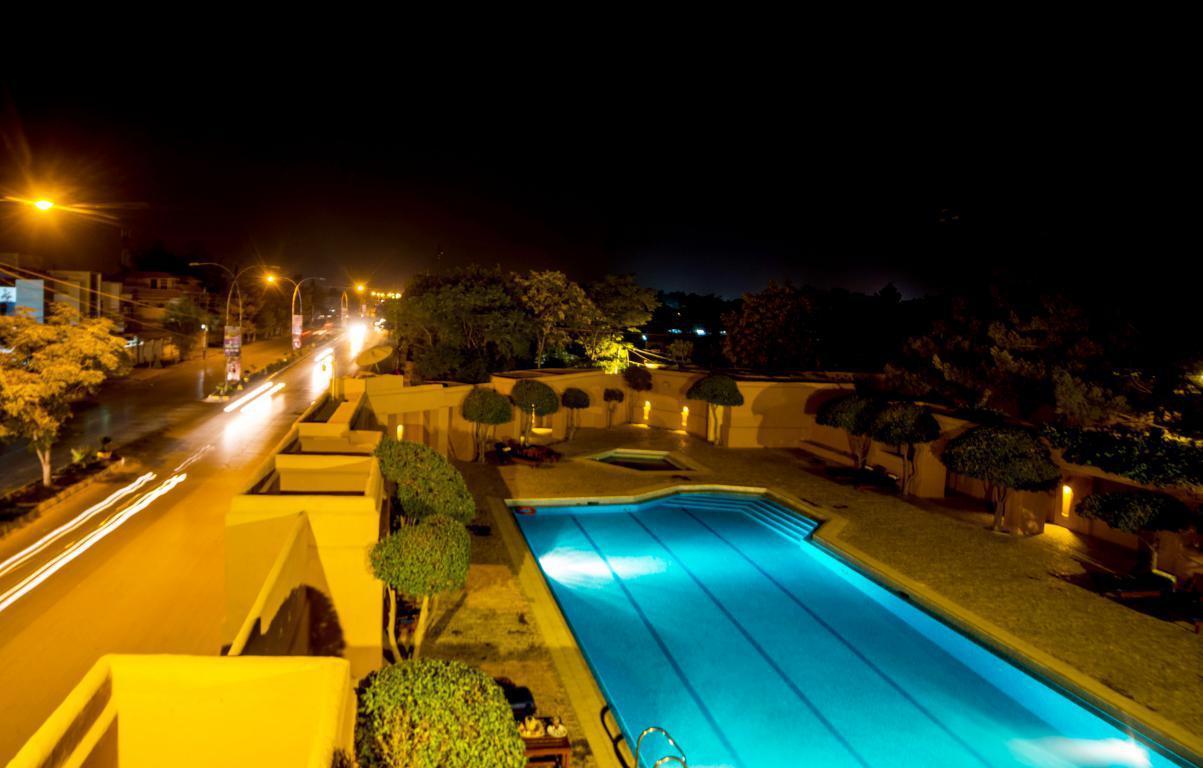 Quetta Serena Hotel Exterior foto
